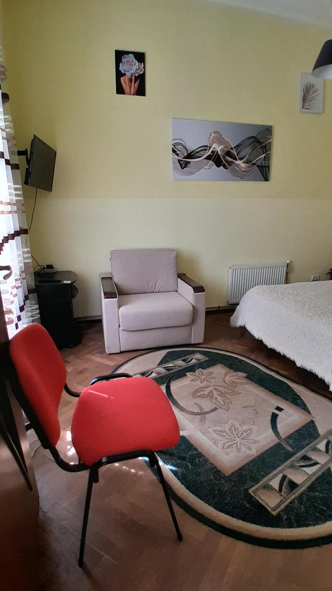 1Ком Апартаменты,Парковка,Улхорватская Lviv Dış mekan fotoğraf